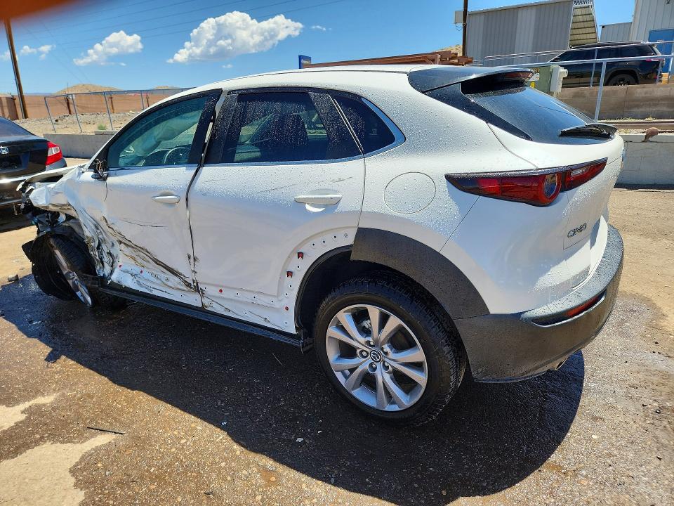 Photo 2 from auction – 2021 MAZDA CX-30 with VIN 3MVDMABL7MM211006