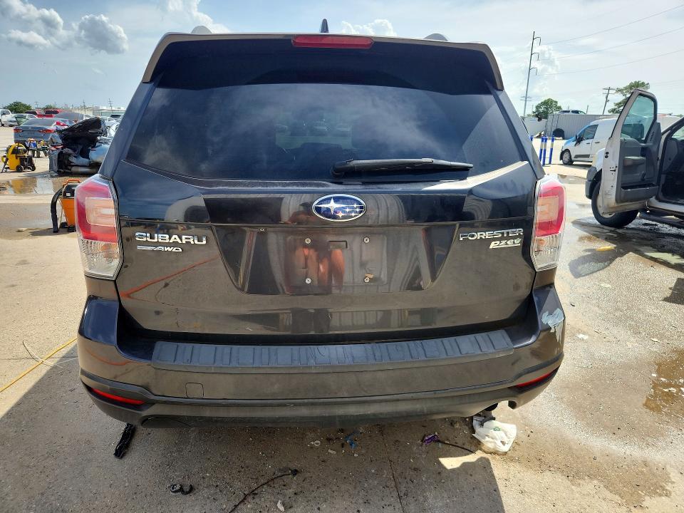 Photo 6 from auction – 2017 SUBARU FORESTER with VIN JF2SJAGC1HH546915