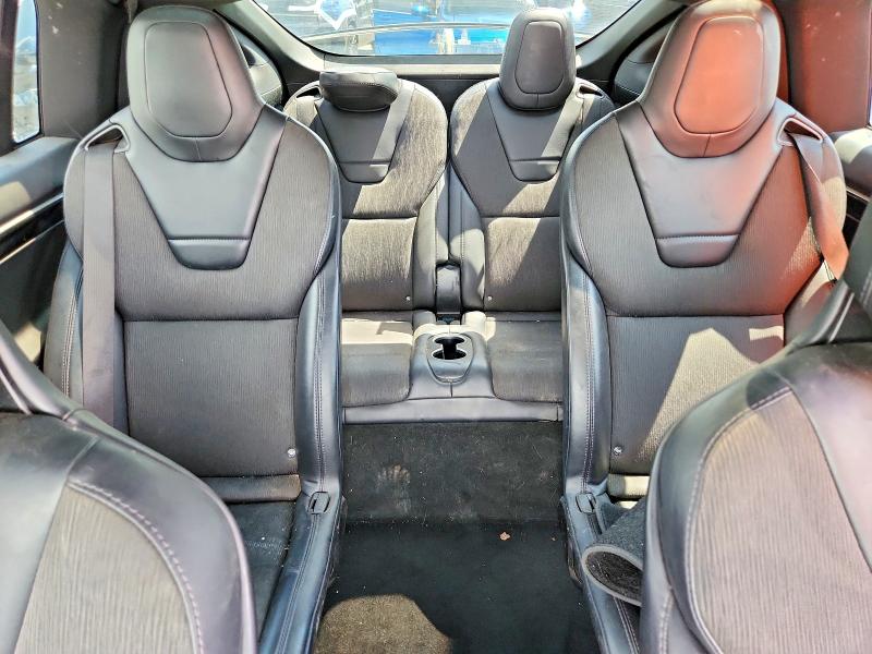 Photo 10 from auction – 2017 TESLA MODEL X with VIN 5YJXCBE26HF049096