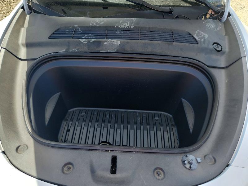 Photo 12 from auction – 2023 TESLA MODEL Y with VIN 7SAYGDEE9PF742471