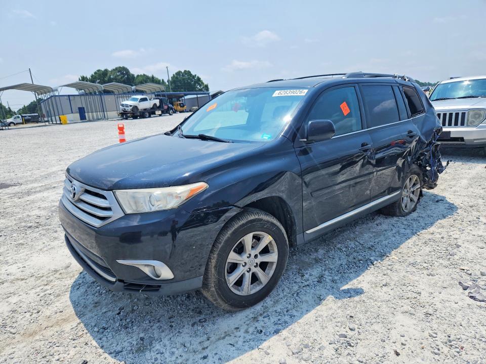 TOYOTA HIGHLANDER 2012 с VIN 5TDBK3EH1CS128090 - Снимка от търг