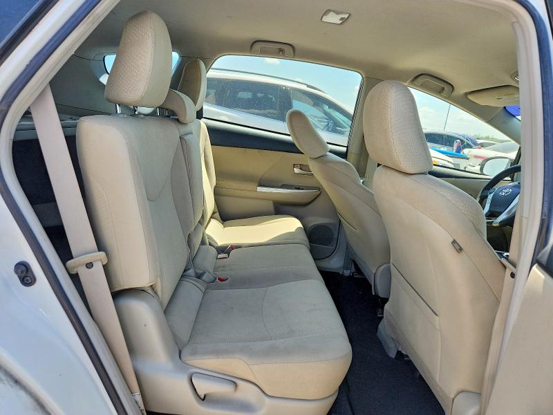 Photo 10 from auction – 2013 TOYOTA PRIUS V with VIN JTDZN3EU5D3205338