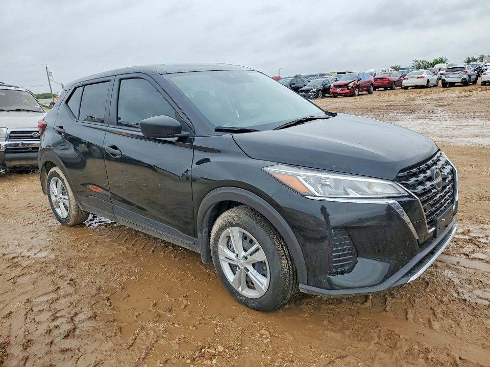 Photo 4 from auction – 2025 NISSAN KICKS PLAY with VIN 3N1CP5BV6SL485333