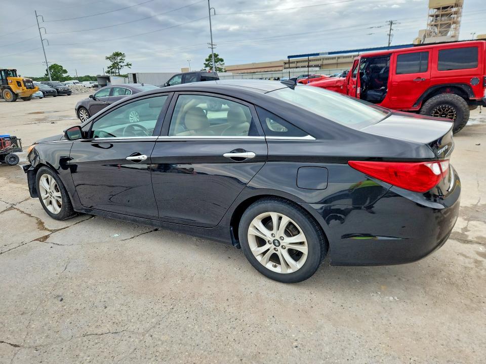 Photo 2 from auction – 2012 HYUNDAI SONATA with VIN 5NPEC4AC5CH450814