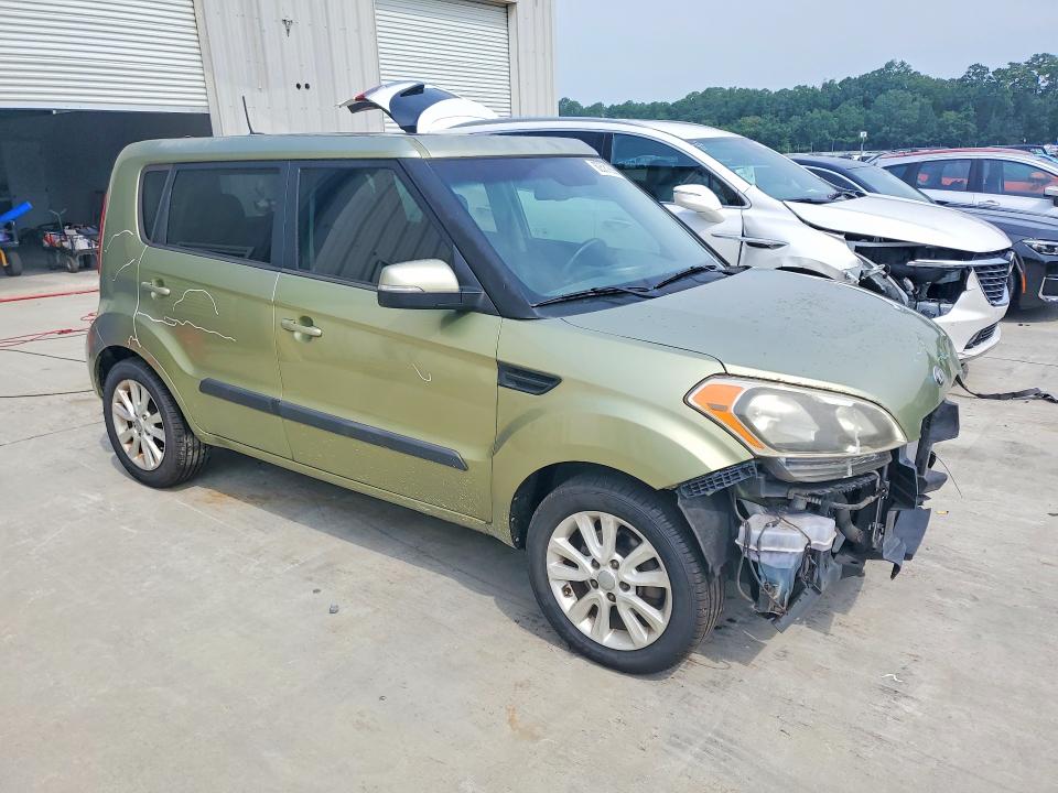 Photo 4 from auction – 2013 KIA SOUL with VIN KNDJT2A68D7602183