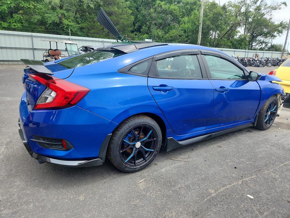 Photo 3 from auction – 2018 HONDA CIVIC with VIN 2HGFC2F56JH523635