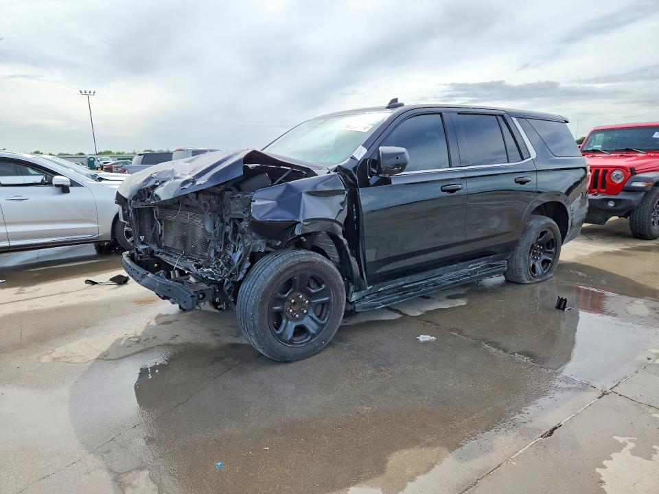 CHEVROLET TAHOE 2021 with VIN 1GNSCLED2MR360490 - Photo from auction
