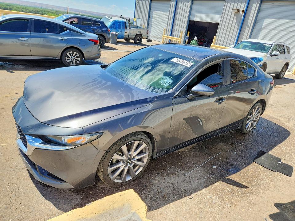 MAZDA 3 2021 with VIN 3MZBPBCM6MM208530 - Photo from auction