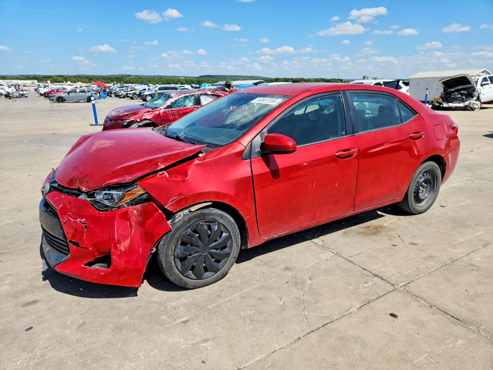 TOYOTA COROLLA 2018 с VIN 5YFBURHE2JP754347 - Снимка от търг