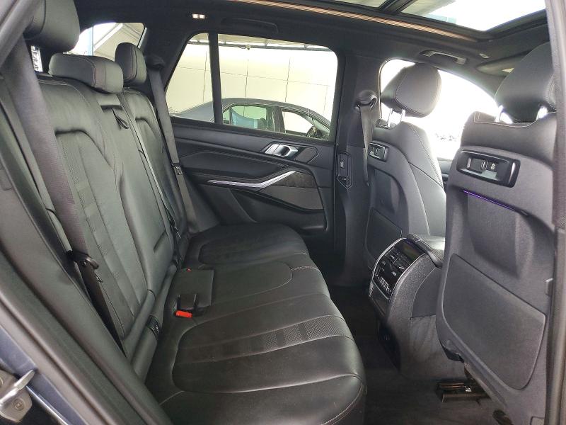 Photo 11 from auction – 2019 BMW X5 with VIN 5UXCR6C54KLK85122