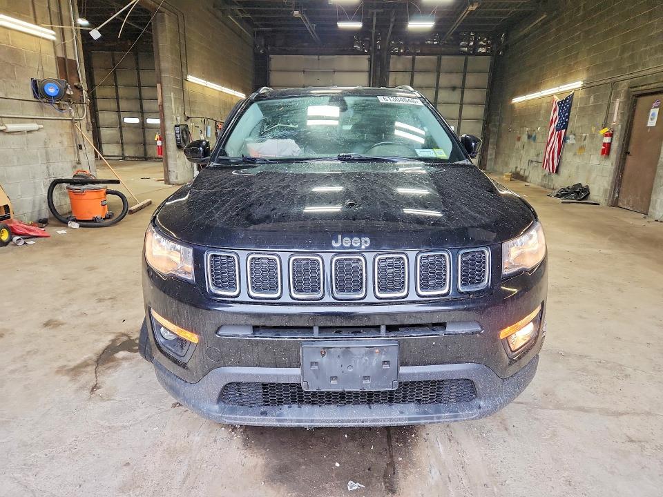 Photo 5 from auction – 2020 JEEP COMPASS with VIN 3C4NJDBBXLT129928