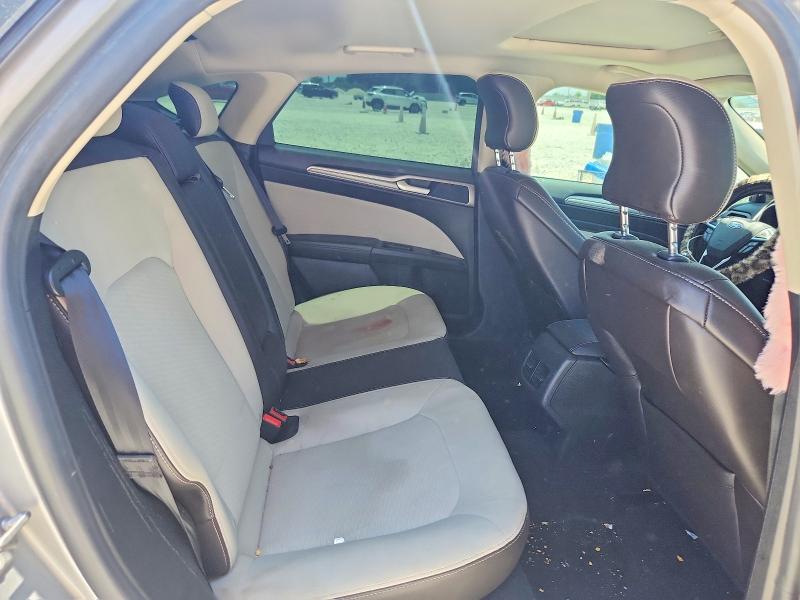 Photo 10 from auction – 2019 FORD FUSION with VIN 3FA6P0HD9KR170332