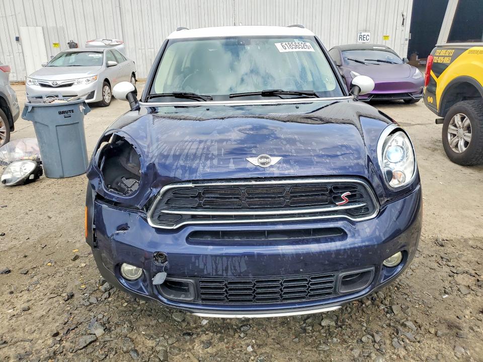 Photo 5 from auction – 2016 MINI COOPER with VIN WMWZC5C5XGWU03989