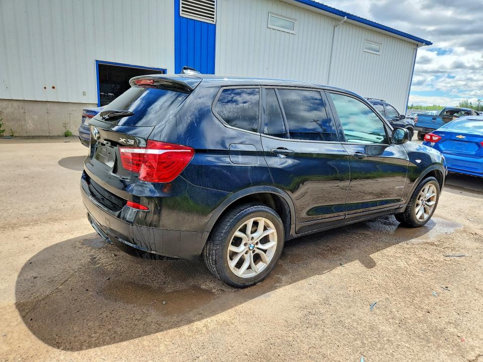 Фото 3 с аукциона – 2011 BMW X3 с VIN 5UXWX5C58BLW13719