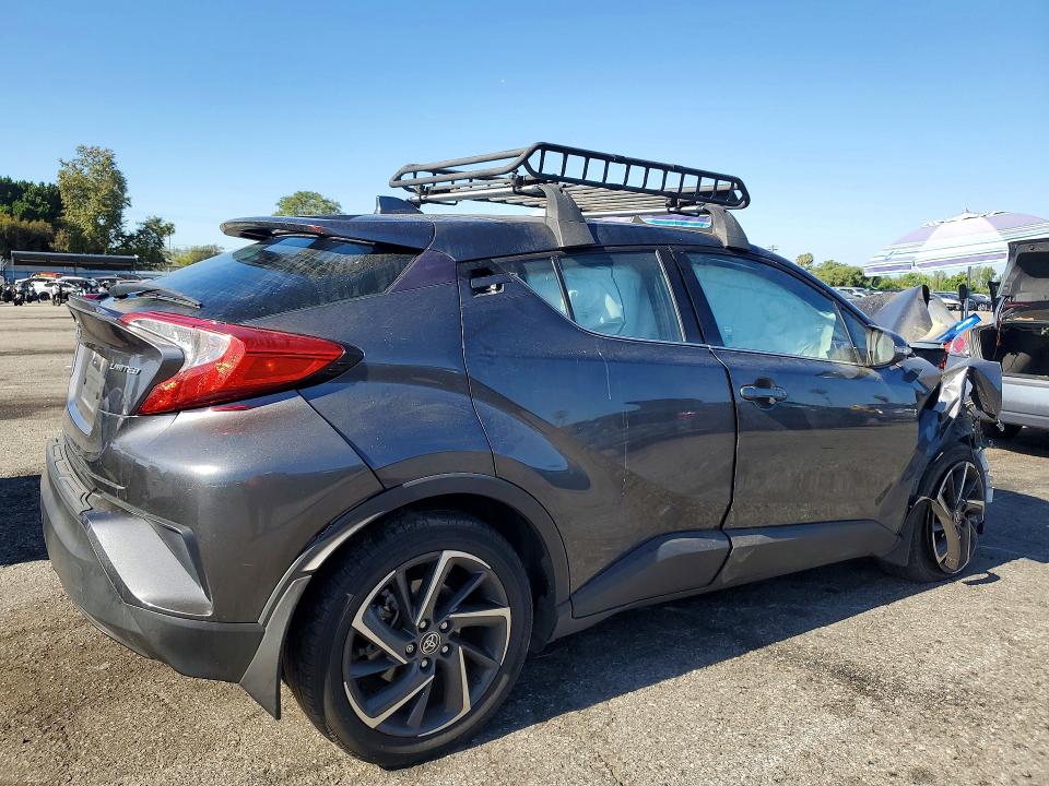 Photo 3 from auction – 2021 TOYOTA C-HR with VIN NMTKHMBX5MR133244