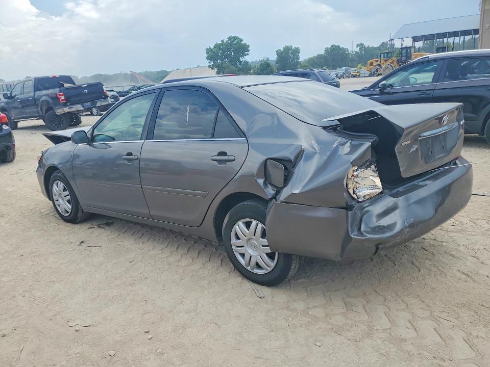 Photo 2 from auction – 2003 TOYOTA CAMRY with VIN 4T1BE32K53U645617
