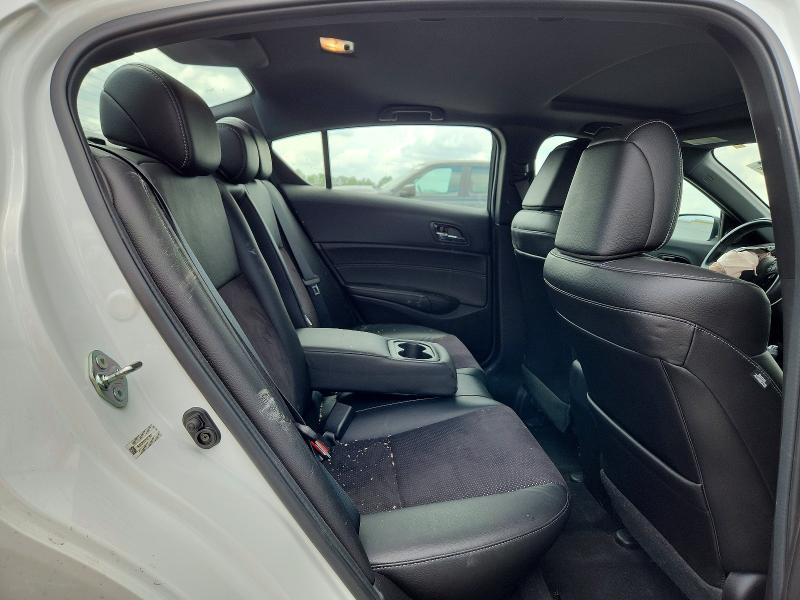 Photo 10 from auction – 2017 ACURA ILX with VIN 19UDE2F8XHA009257