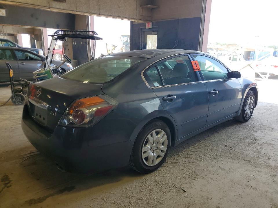 Photo 3 from auction – 2011 NISSAN ALTIMA with VIN 1N4AL2AP8BN424685
