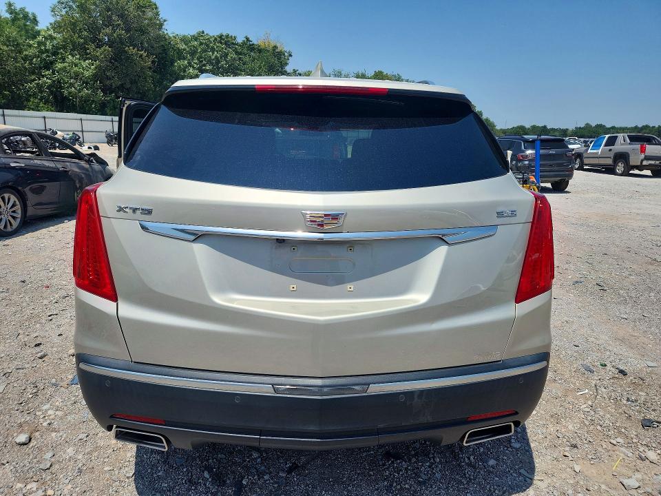 Photo 6 from auction – 2017 CADILLAC XT5 with VIN 1GYKNBRS8HZ193722