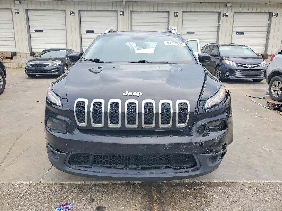 Photo 5 from auction – 2017 JEEP CHEROKEE with VIN 1C4PJMCB7HW657113