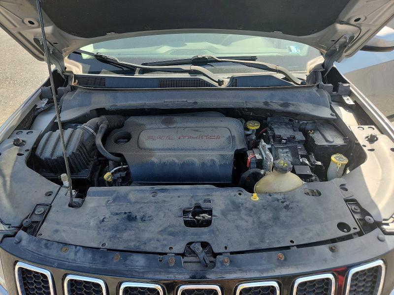 Photo 12 from auction – 2018 JEEP COMPASS with VIN 3C4NJDBB7JT162687