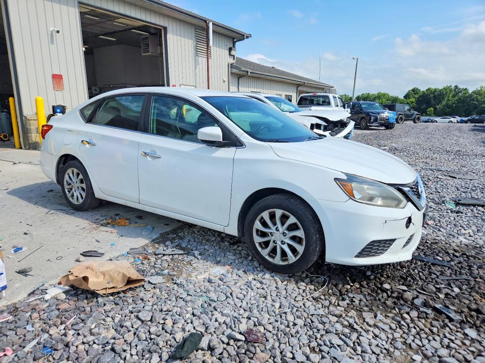 Photo 4 from auction – 2019 NISSAN SENTRA with VIN 3N1AB7AP4KY314720