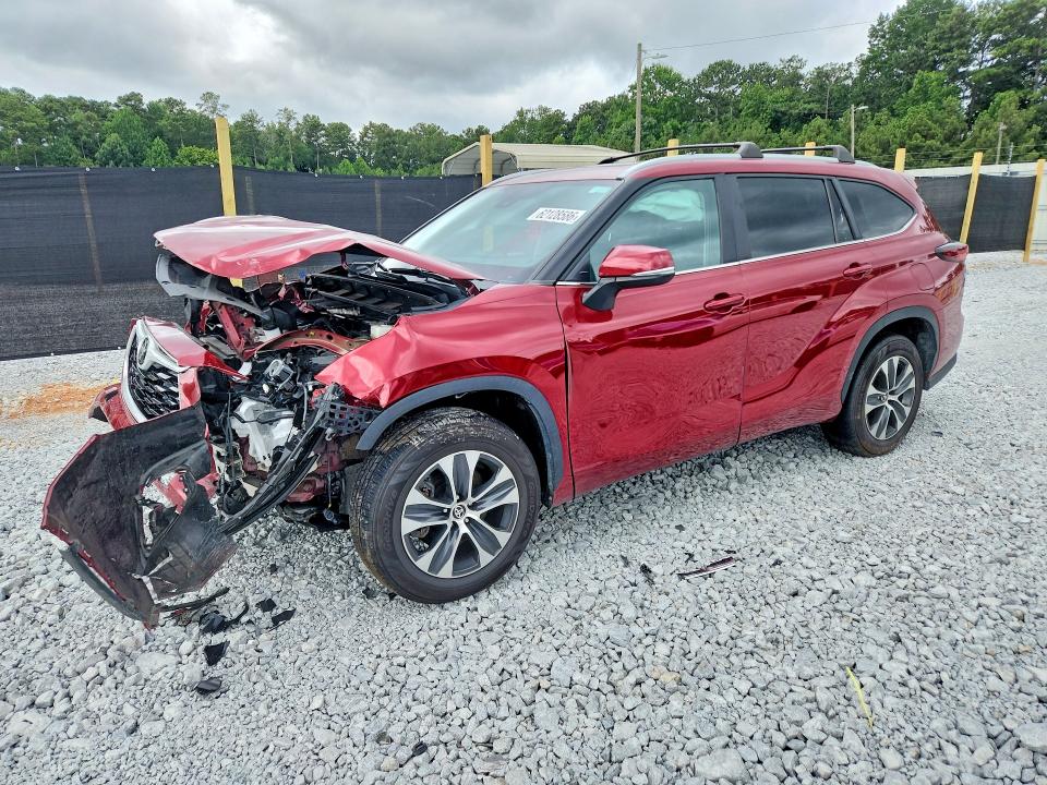 TOYOTA HIGHLANDER 2024 with VIN 5TDKDRAH2RS548713 - Photo from auction
