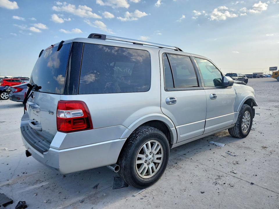 Photo 3 from auction – 2012 FORD EXPEDITION with VIN 1FMJU2A54CEF35754