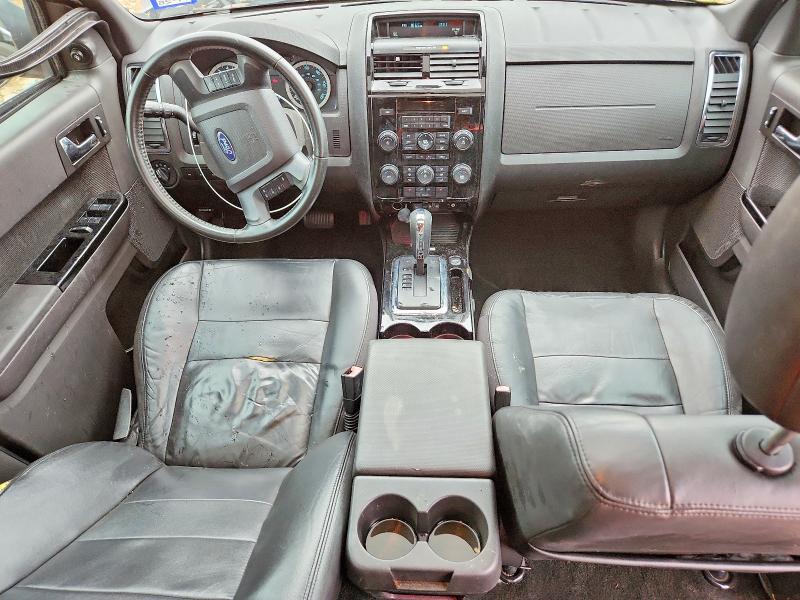 Photo 8 from auction – 2011 FORD ESCAPE with VIN 1FMCU0EG0BKB02893