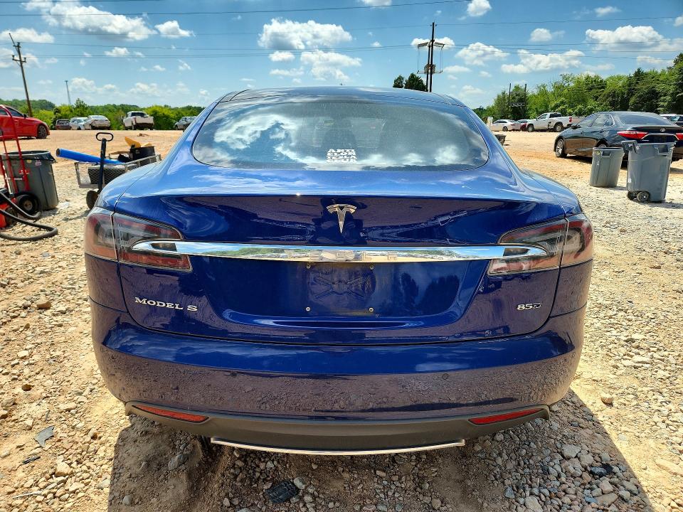 Photo 6 from auction – 2015 TESLA MODEL S with VIN 5YJSA1E20FF117223
