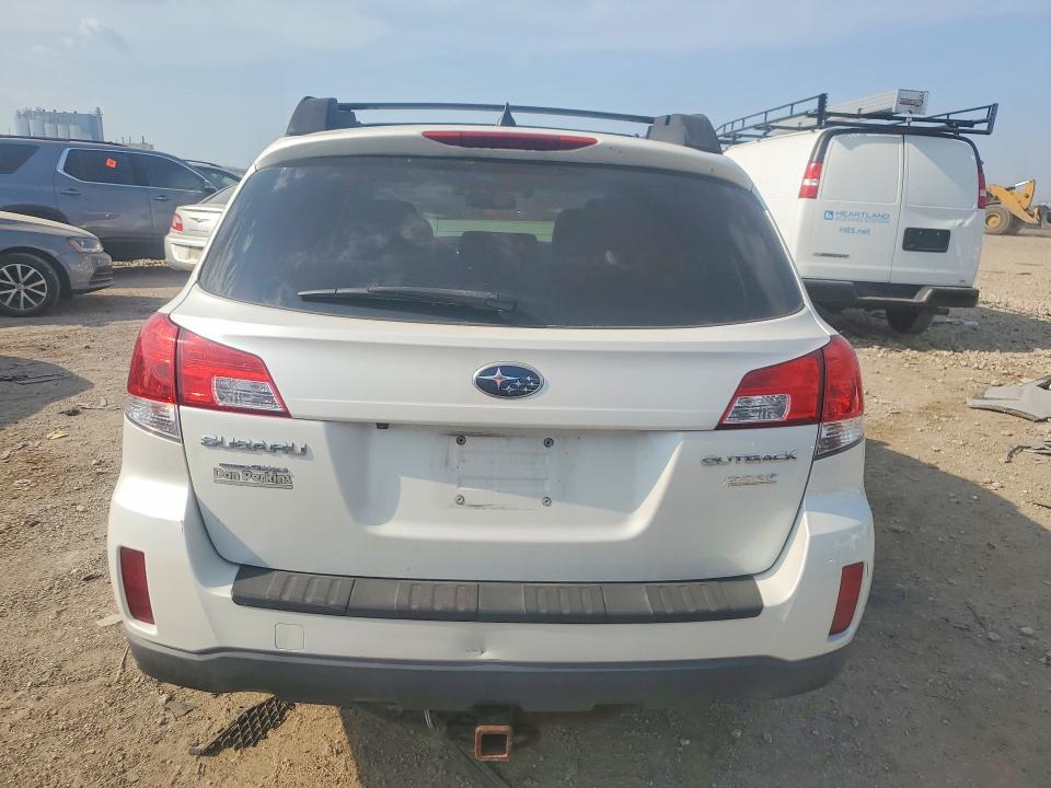 Photo 6 from auction – 2013 SUBARU OUTBACK with VIN 4S4BRBPC3D3300433
