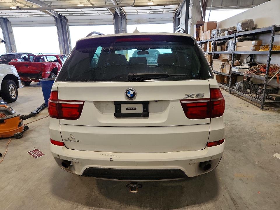 Photo 6 from auction – 2013 BMW X5 with VIN 5UXZV4C52D0G51905