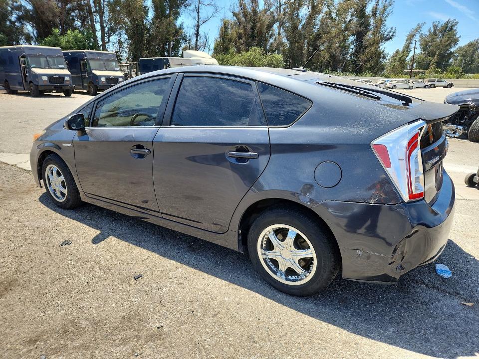 Photo 2 from auction – 2012 TOYOTA PRIUS with VIN JTDKN3DU3C1517557
