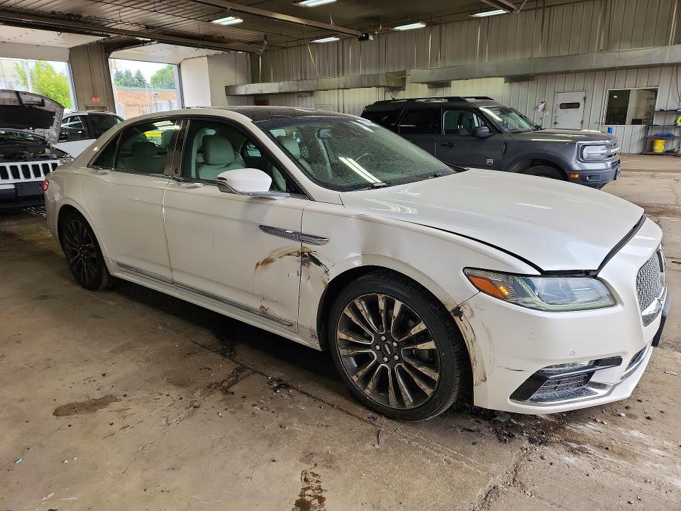 Photo 4 from auction – 2019 LINCOLN CONTINENTAL with VIN 1LN6L9TK4K5613002