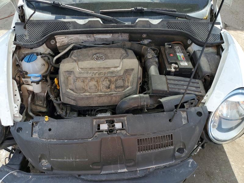 Zdjęcie 11 z aukcji – 2019 VOLKSWAGEN BEETLE z VIN 3VW5DAAT5KM503612