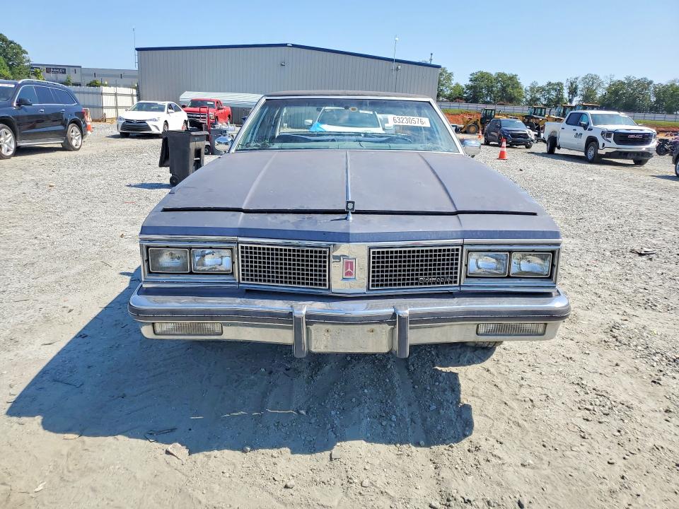 Photo 5 from auction – 1984 OLDSMOBILE DELTA 88 with VIN 1G3AV69YXE9727151