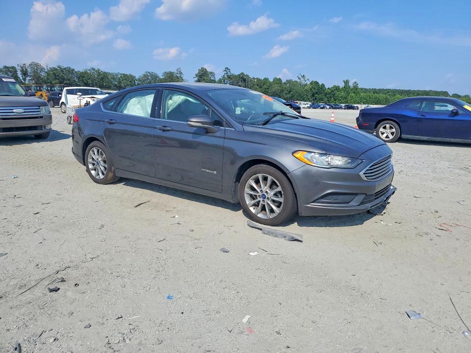 Photo 4 from auction – 2017 FORD FUSION with VIN 3FA6P0LU7HR319045