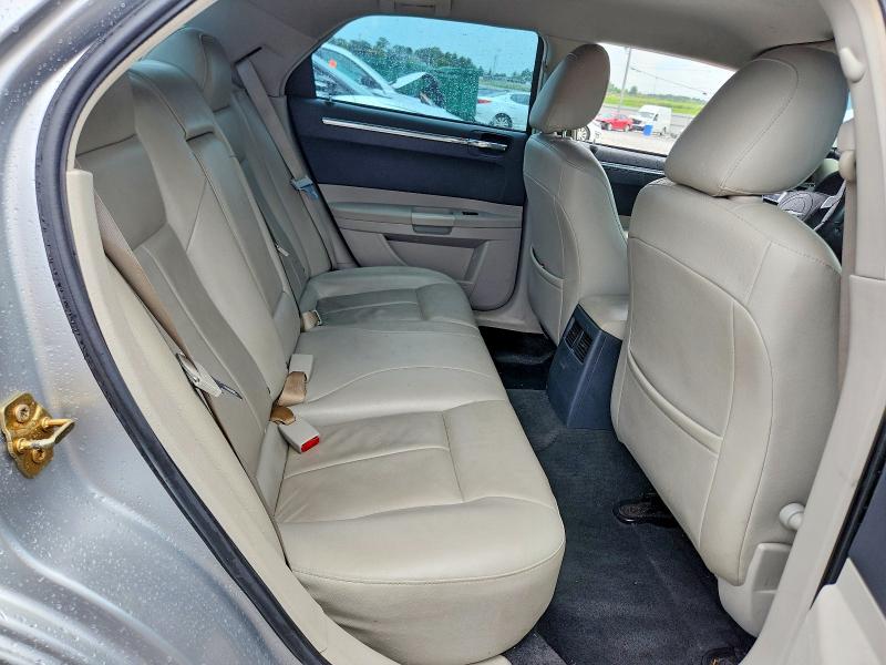 Photo 10 from auction – 2007 CHRYSLER 300 with VIN 2C3KA53GX7H601258
