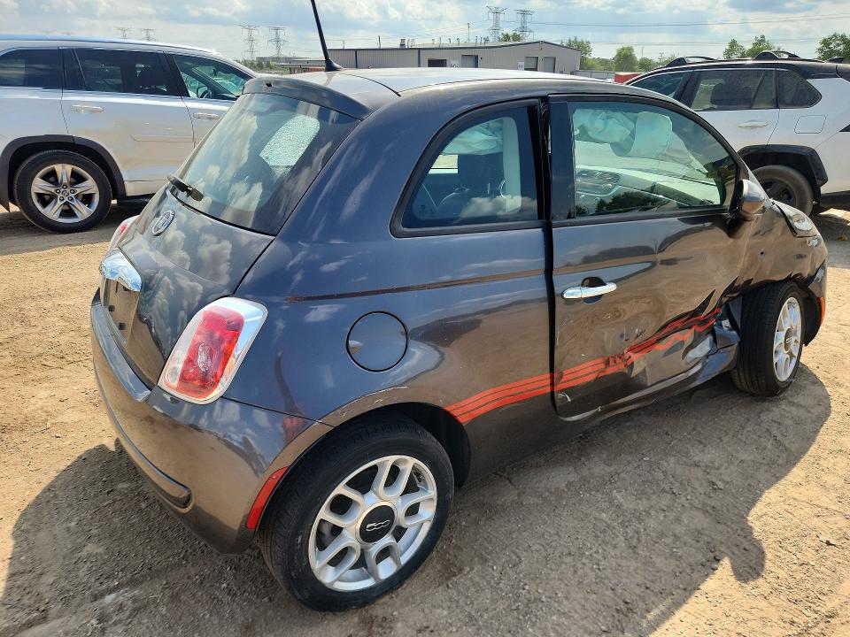 Photo 3 from auction – 2015 FIAT 500 with VIN 3C3CFFAR2FT680947