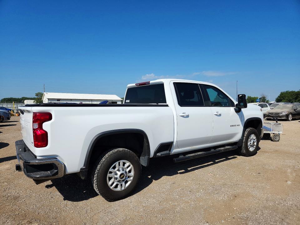 Photo 3 from auction – 2022 CHEVROLET SILVERADO with VIN 2GC4YNE73N1208379