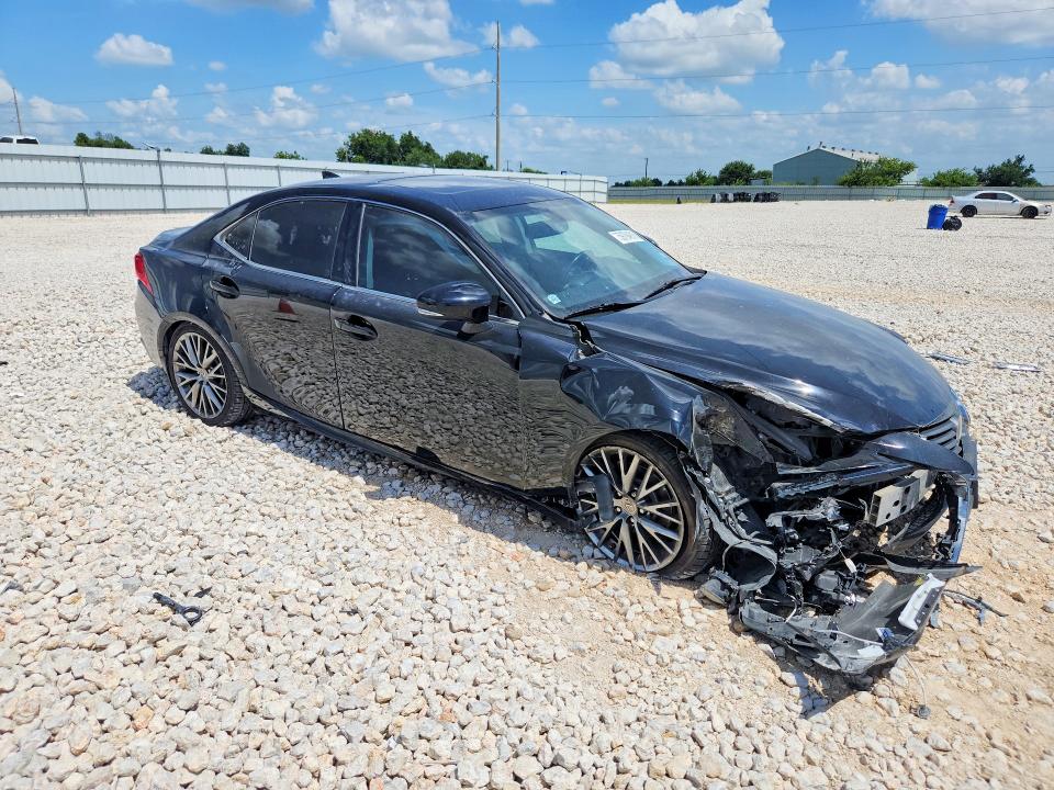 Photo 4 from auction – 2015 LEXUS IS with VIN JTHBF1D25F5057748