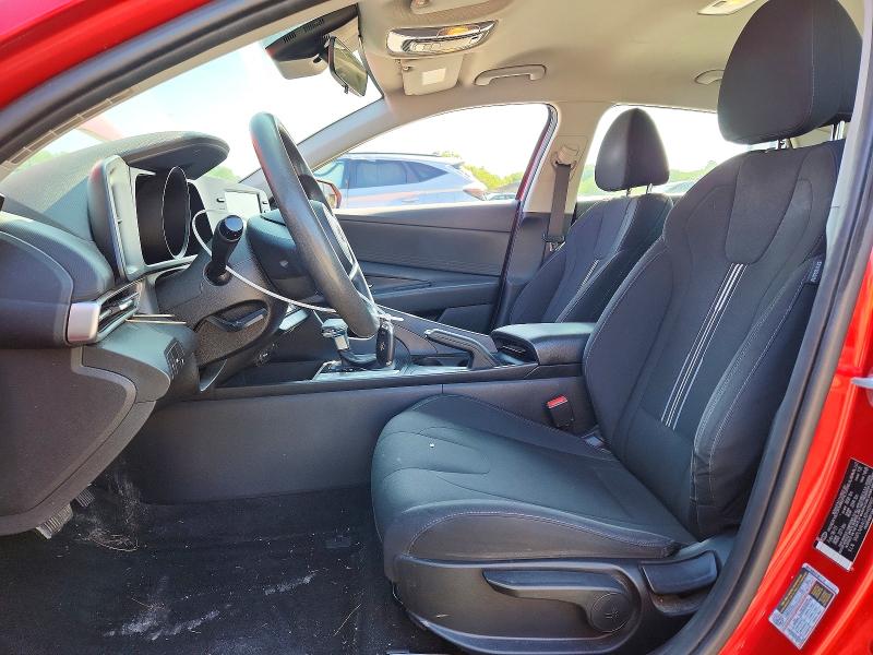 Photo 7 from auction – 2023 HYUNDAI ELANTRA with VIN 5NPLM4AGXPH109907