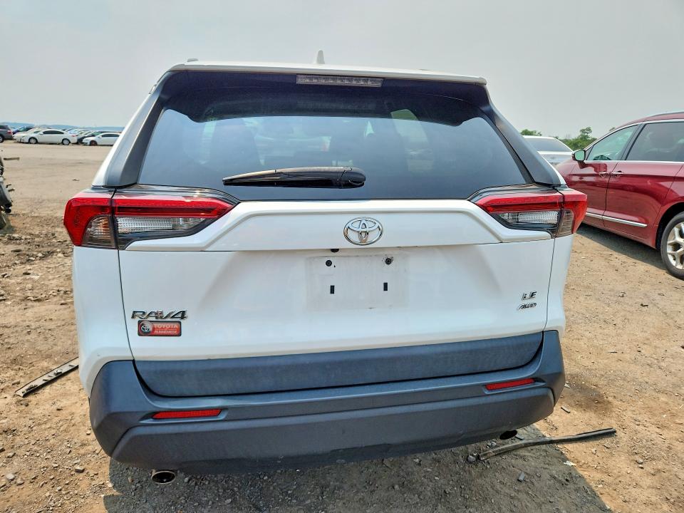 Photo 6 from auction – 2020 TOYOTA RAV4 with VIN 2T3G1RFVXLW139586
