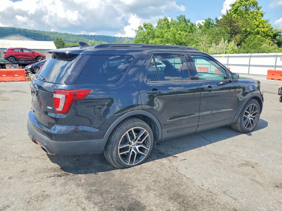 Photo 3 from auction – 2016 FORD EXPLORER with VIN 1FM5K8GT8GGB91050