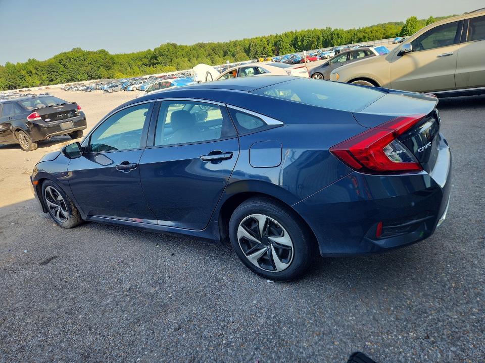 Photo 2 from auction – 2019 HONDA CIVIC with VIN 19XFC2F69KE045814