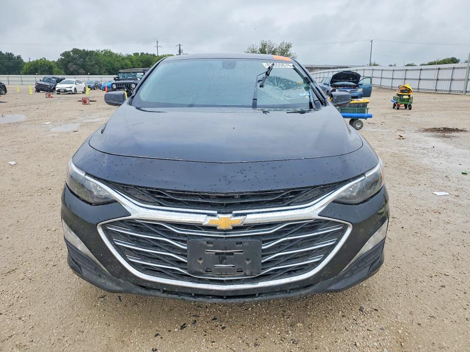 Photo 5 from auction – 2021 CHEVROLET MALIBU with VIN 1G1ZD5ST4MF026239