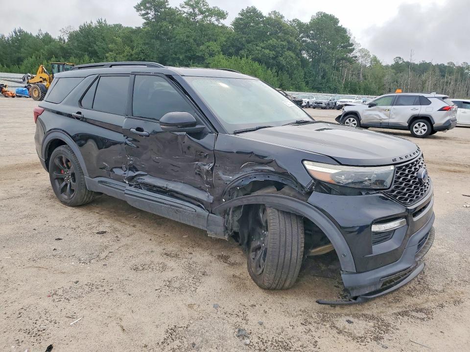 Photo 4 from auction – 2020 FORD EXPLORER with VIN 1FM5K8GC3LGA33760
