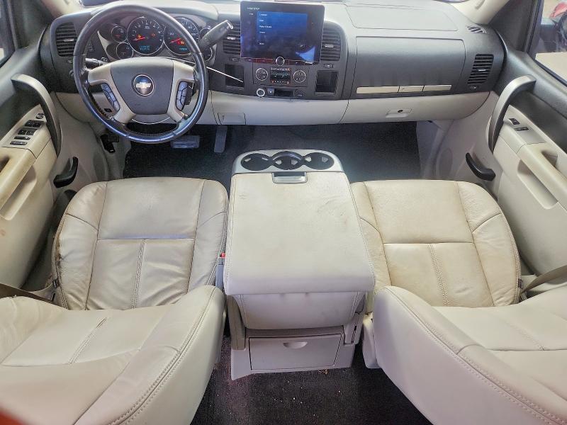 Photo 8 from auction – 2010 CHEVROLET SILVERADO with VIN 3GCRCSE09AG106981