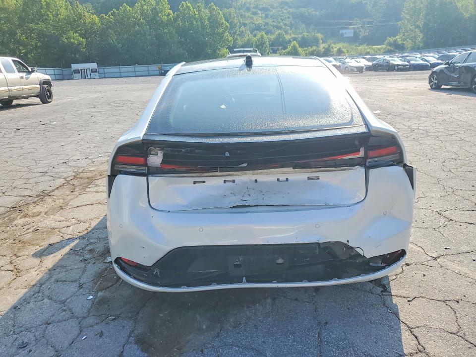 Photo 6 from auction – 2024 TOYOTA PRIUS with VIN JTDADABUXR3014577