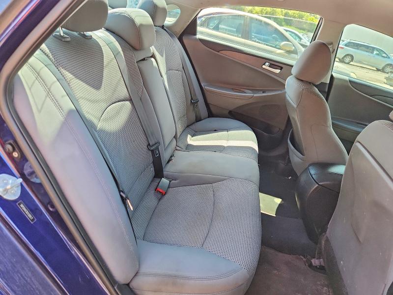 Photo 10 from auction – 2012 HYUNDAI SONATA with VIN 5NPEB4AC9CH309571